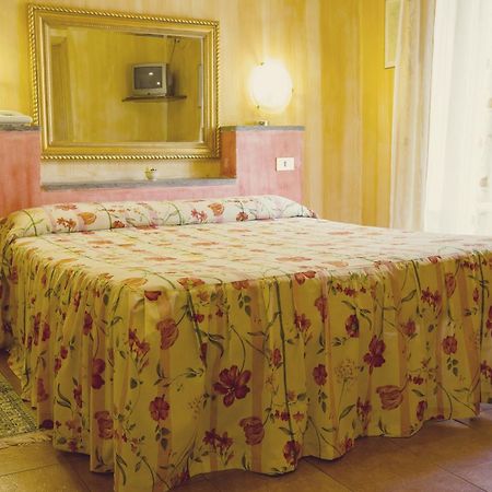 Hotel Centrale Вітербо Екстер'єр фото
