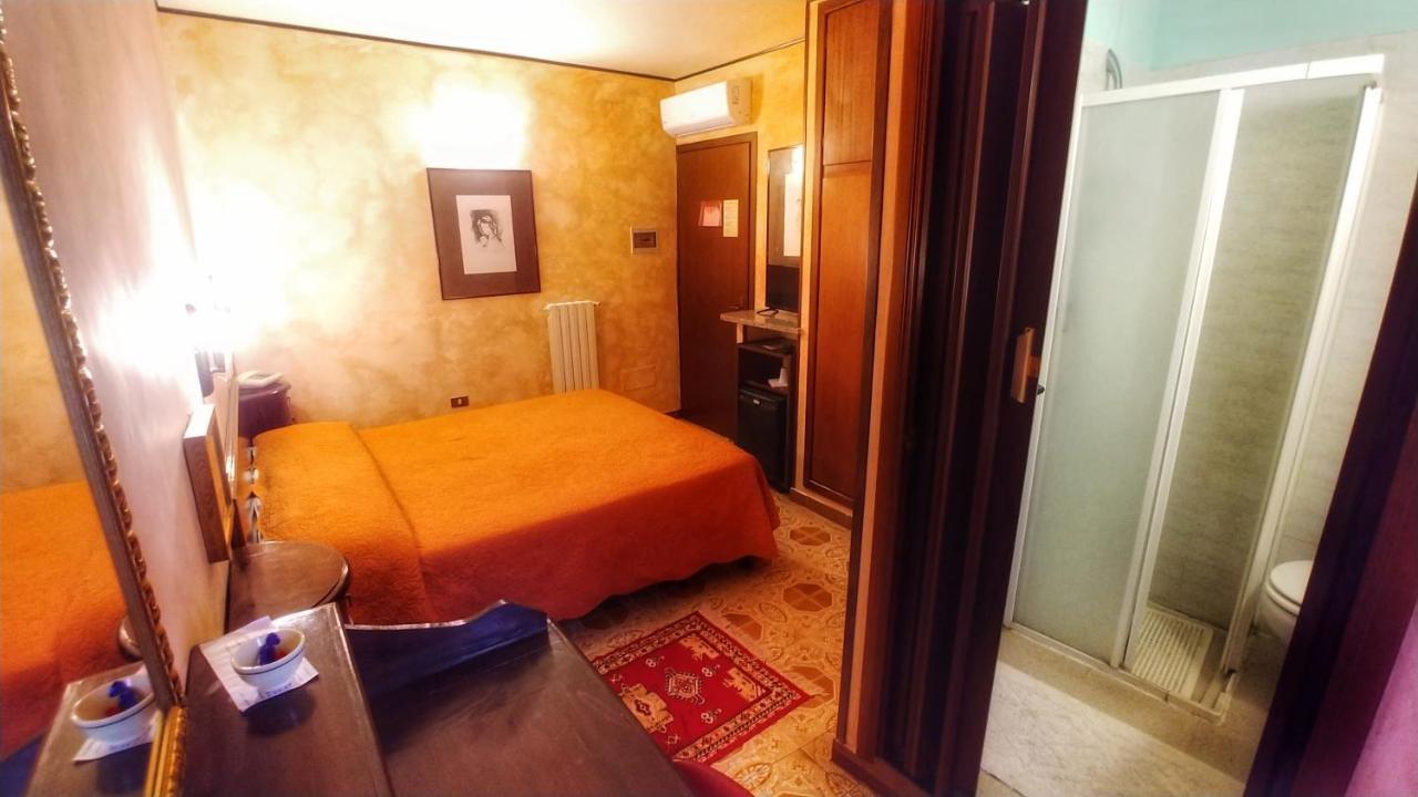 Hotel Centrale Вітербо Екстер'єр фото